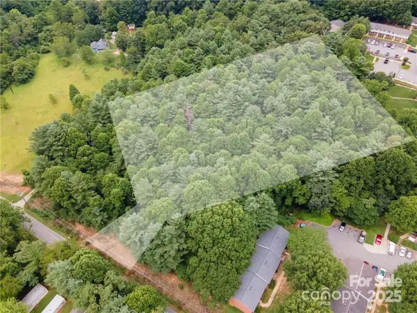 9999 Pisgah View Road, Asheville, NC 28806