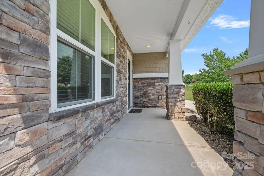 321 Almora Loop, Mooresville, NC 28115 - Image #2