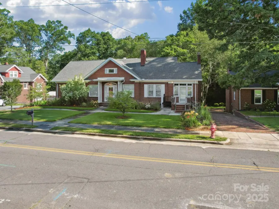 729 Montgomery Avenue, Albemarle, NC 28001 - Image #3