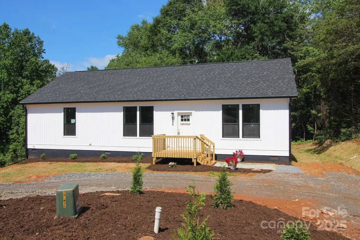 3119 Peaceful Meadows Drive, Morganton, NC 28655 - Image #1