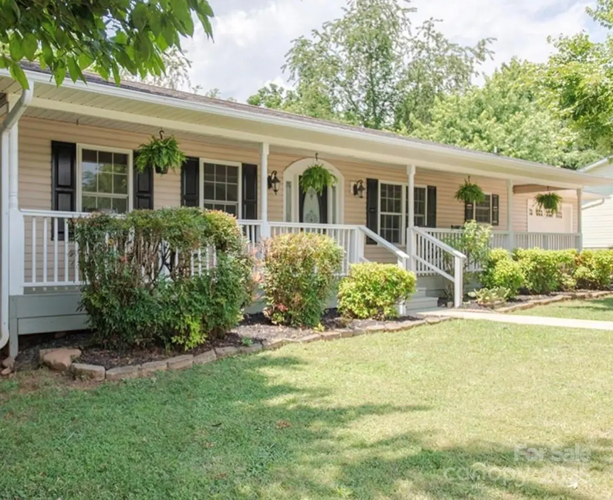 35 Sydney Lane, Asheville, NC 28806 - Image #1