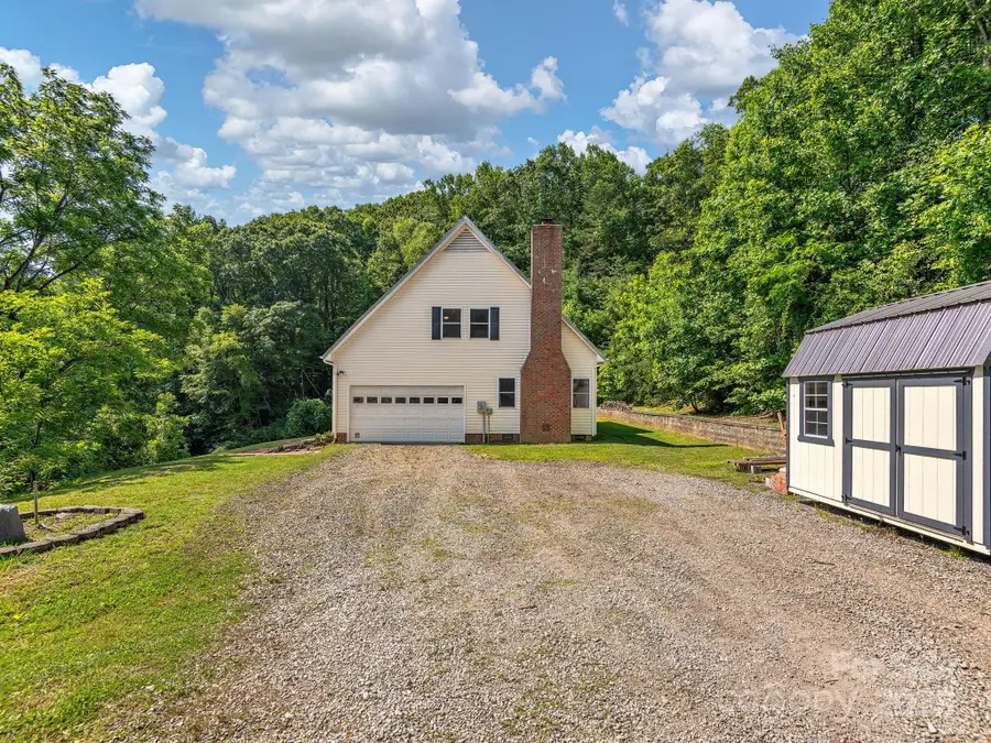 345 Bob Barnwell Road, Fletcher, NC 28732 - Image #3