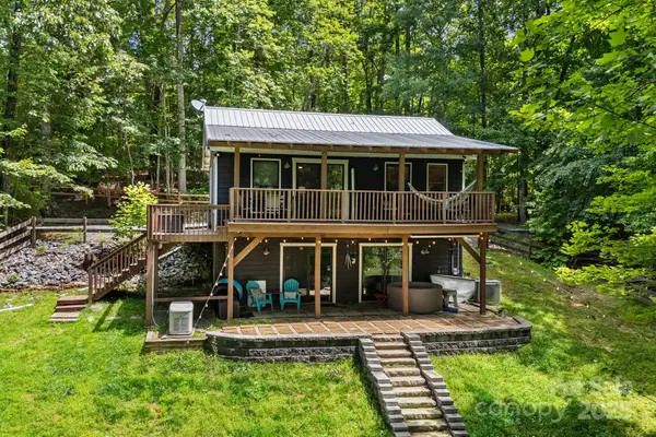 37 Poplar Drive, Rosman, NC 28772