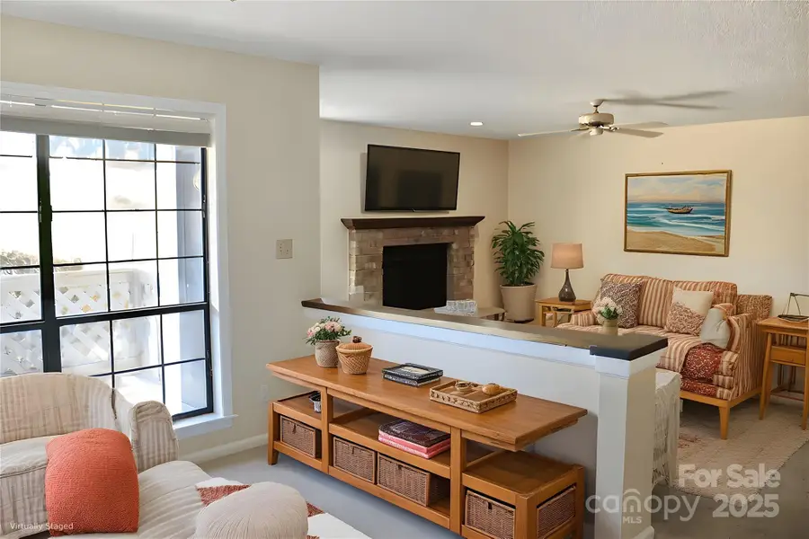 5864 Harris Grove Lane, Charlotte, NC 28212 - Image #3