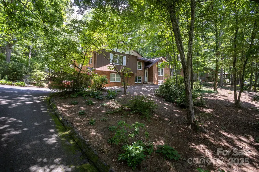 15 Cedar Trail, Asheville, NC 28803 - Image #2