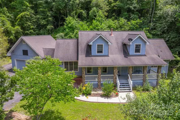 98 Choga Ridge, Whittier, NC 28789