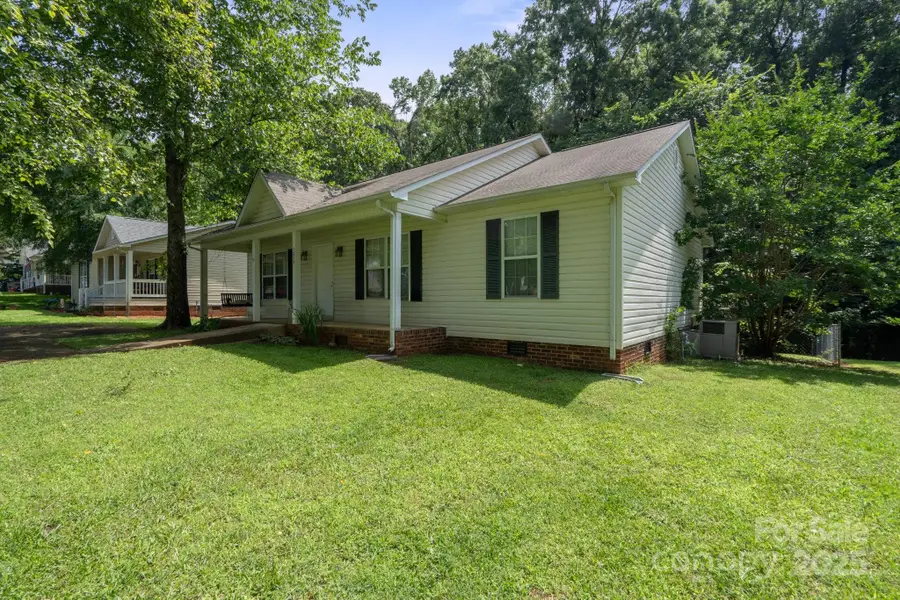 1013 Ashwood Place, Salisbury, NC 28146 - Image #2
