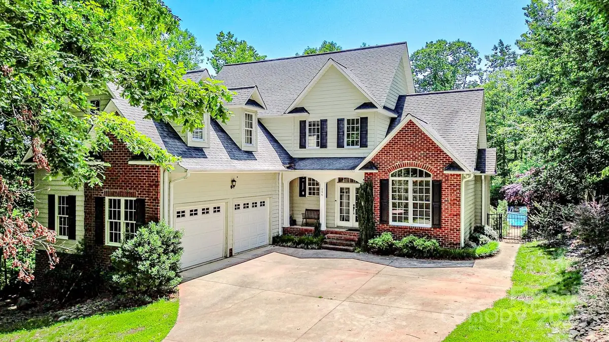 196 Col Hamptons Court, Rutherfordton, NC 28139 - Image #1