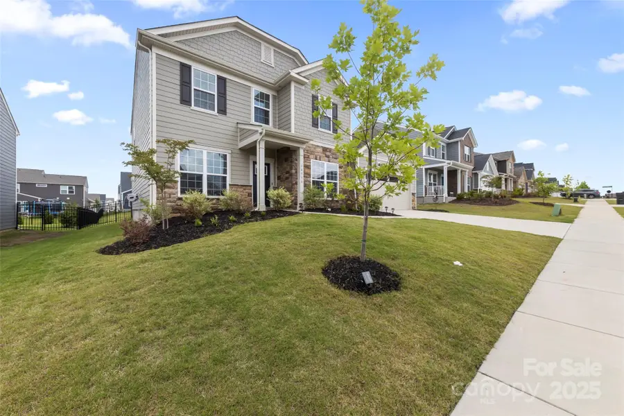 14116 Glaswick Drive, Charlotte, NC 28278 - Image #2