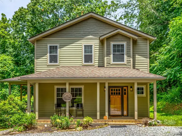 202 Mostert Drive, Asheville, NC 28804