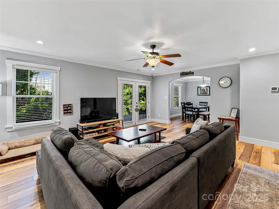 202 Mostert Drive, Asheville, NC 28804 - Image #2