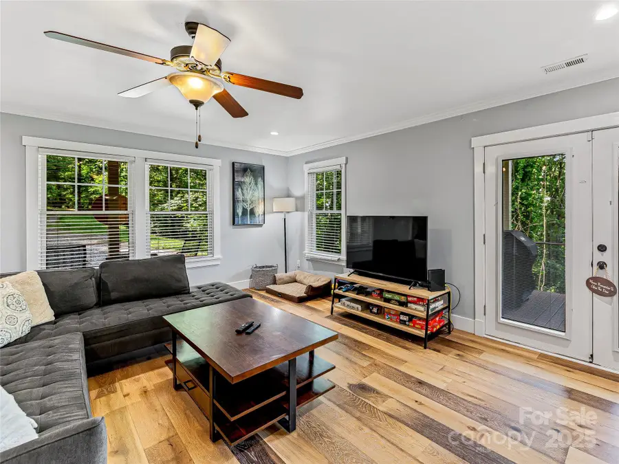 202 Mostert Drive, Asheville, NC 28804 - Image #3