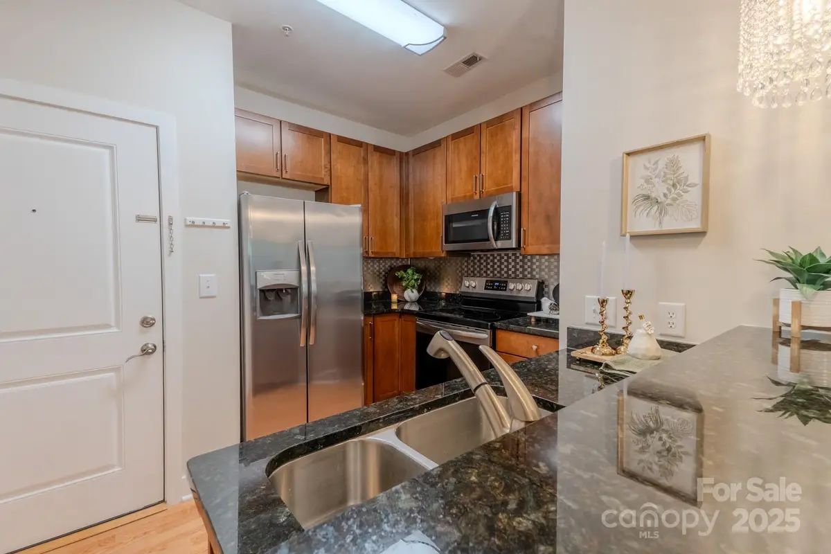 630 Calvert Street #1110, Charlotte, NC 28208 - Image #1