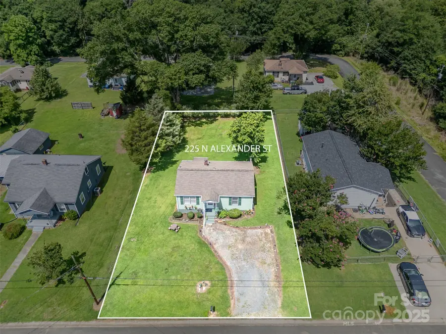 422 Wilson Street, Mount Holly, NC 28120 - Image #2