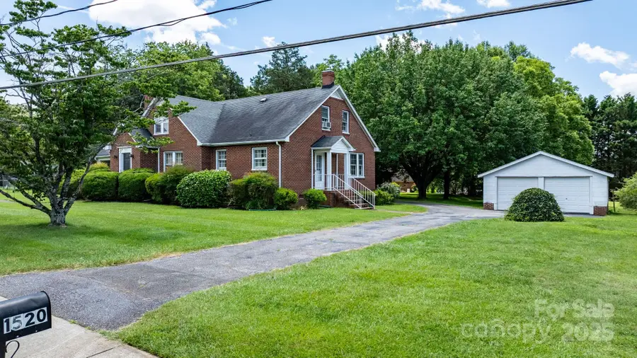 1520 21st Avenue Ne, Hickory, NC 28601 - #3