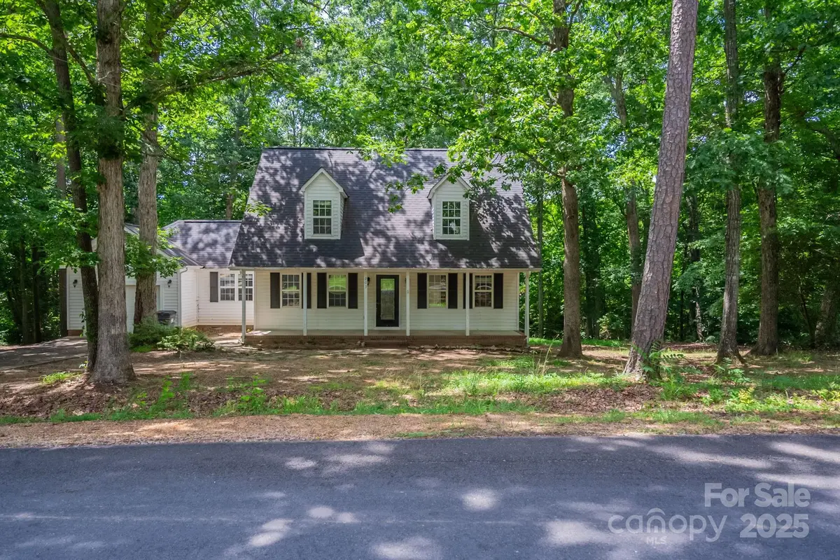 203 Hickory Wood Drive, Kannapolis, NC 28083 - Image #1