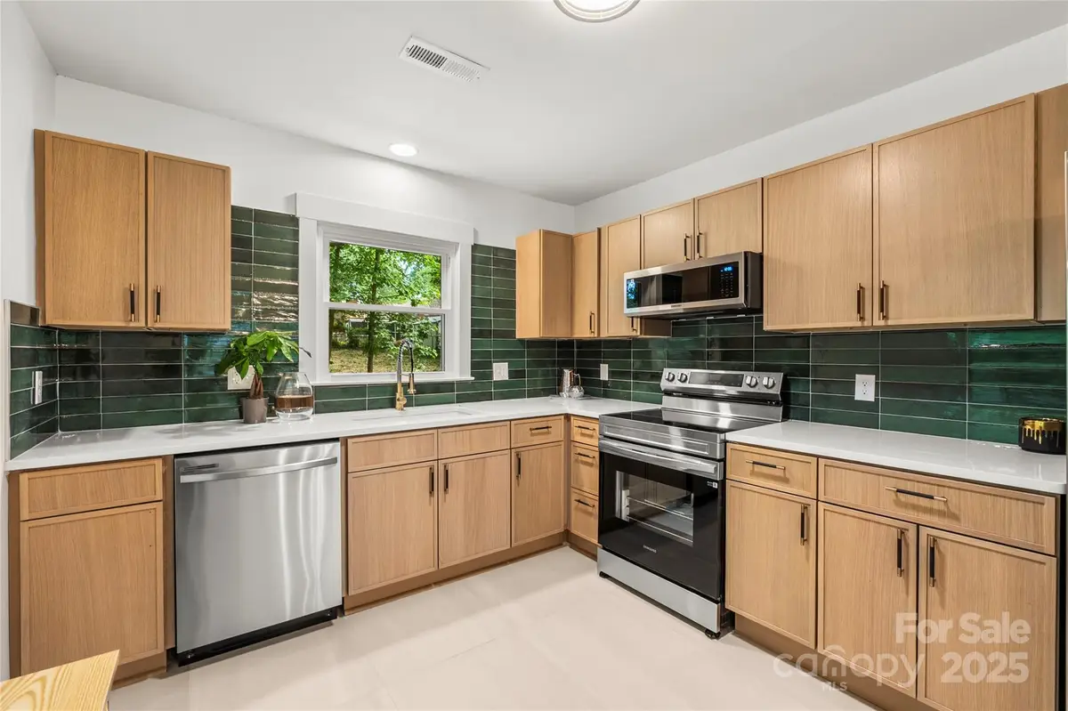 5320 Kildare Drive, Charlotte, NC 28215 - Image #1