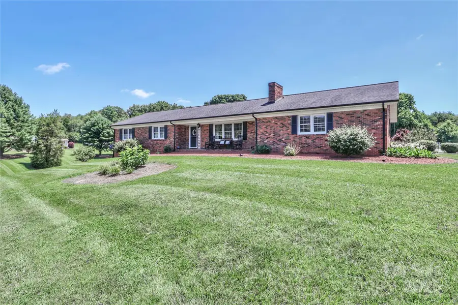 116 Deer Trail Road, Statesville, NC 28677 - Image #3