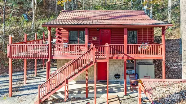 306 Forget Me Not Lane, Whittier, NC 28789