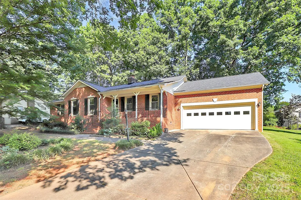 16509 Kimbolten Drive, Huntersville, NC 28078 - Image #1