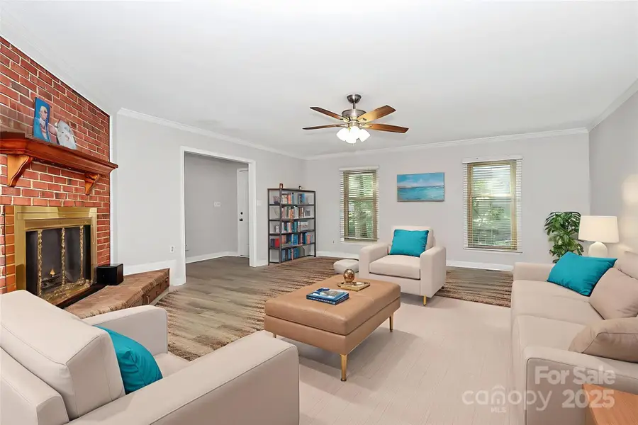 16509 Kimbolten Drive, Huntersville, NC 28078 - Image #3