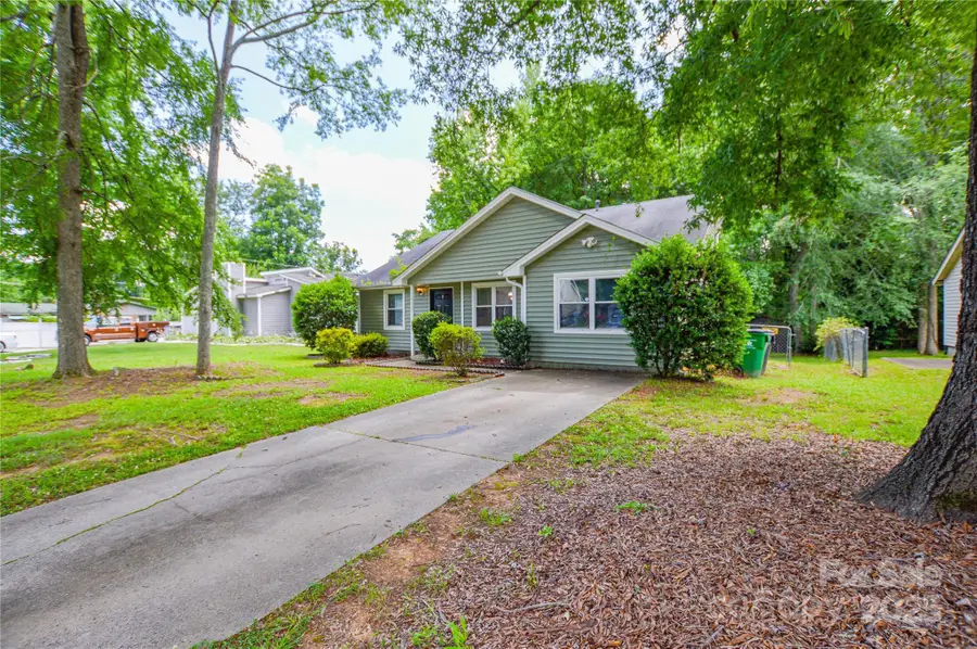 5424 Amado Street, Charlotte, NC 28215 - Image #2