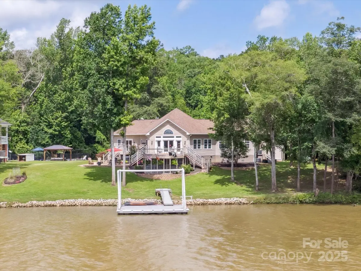 887 Living Waters Drive, Great Falls, SC 29055 - Image #1