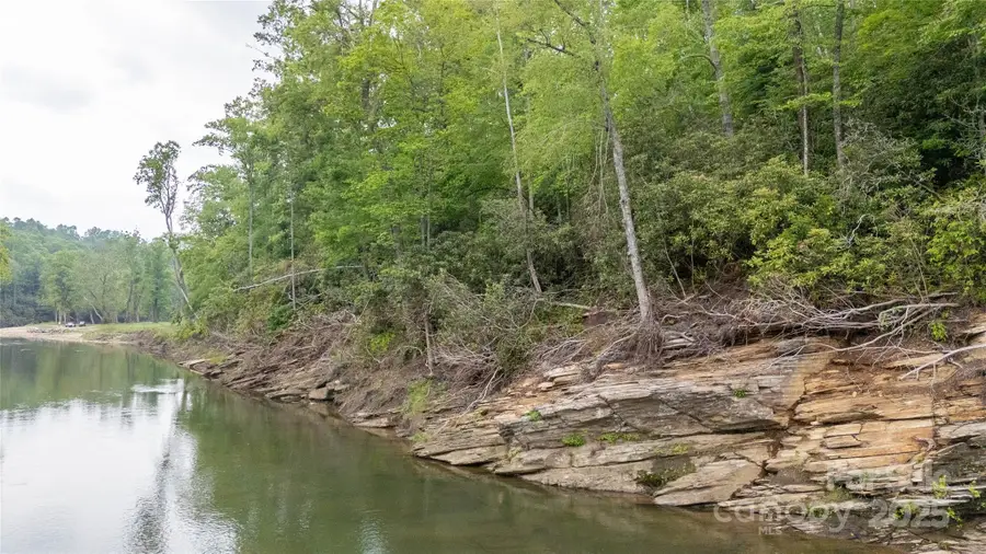 000 Vaughn Road, Spruce Pine, NC 28777 - Image #2