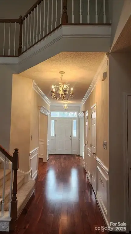 10607 Old Bridge Lane, Charlotte, NC 28269 - Image #3