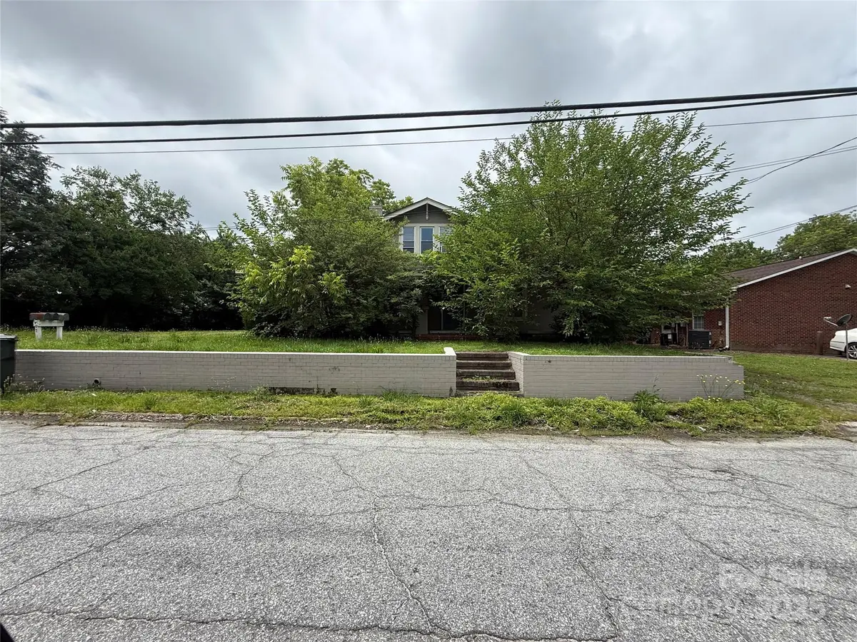 407 Davidson Street #a,b,c, Thomasville, NC 27360 - Image #1