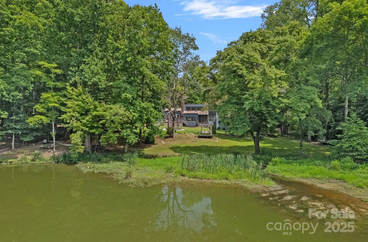 640 Lochaven Road, Waxhaw, NC 28173 - Image #1