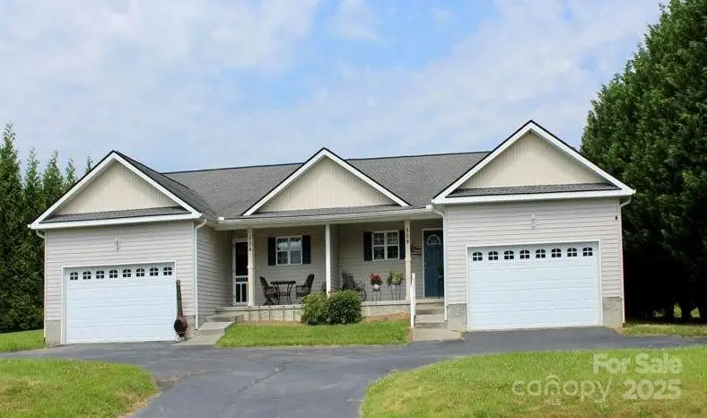 50 Duncan Road, Flat Rock, NC 28731 - Image #1