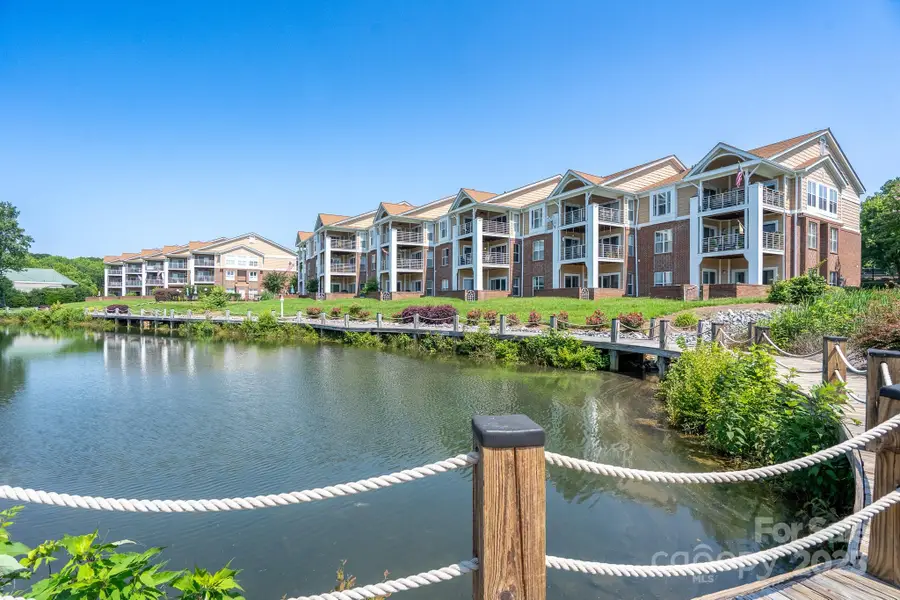 18511 Harborside Drive, Cornelius, NC 28031 - Image #2