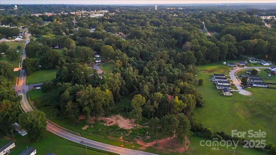 501 Providence Road, Gaffney, SC 29341 - Image #3