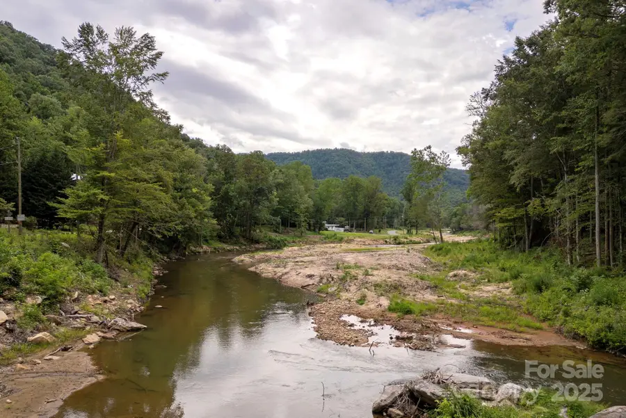 000 Green River Cove Road, Saluda, NC 28773 - Image #2