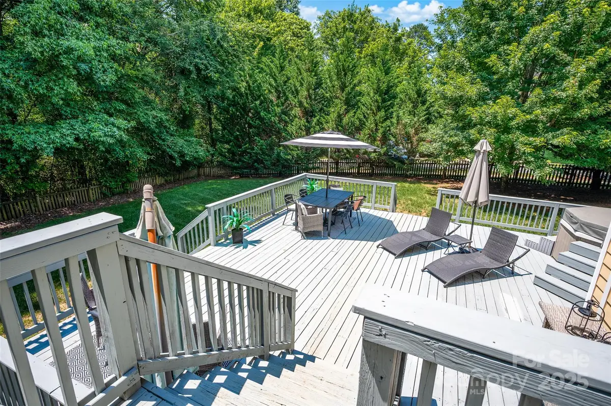 10104 Treetop Lane, Cornelius, NC 28031 - Image #1