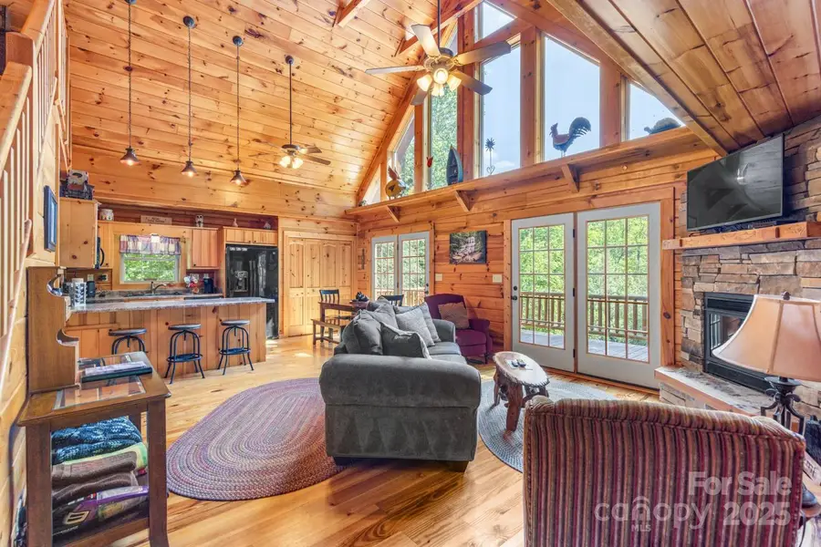 28 Upper Ridge Road, Black Mountain, NC 28711 - Image #3