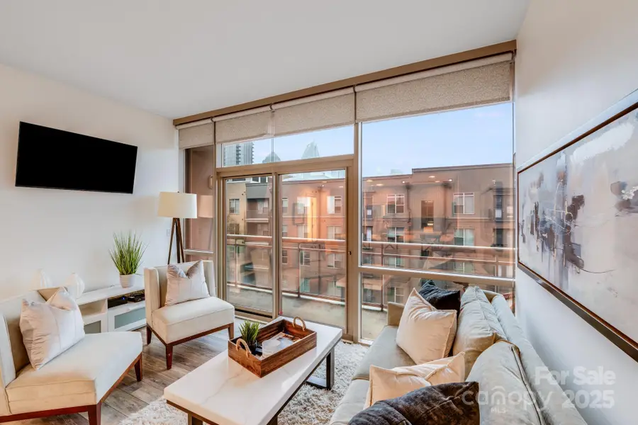 315 Arlington Avenue #607, Charlotte, NC 28203 - Image #2