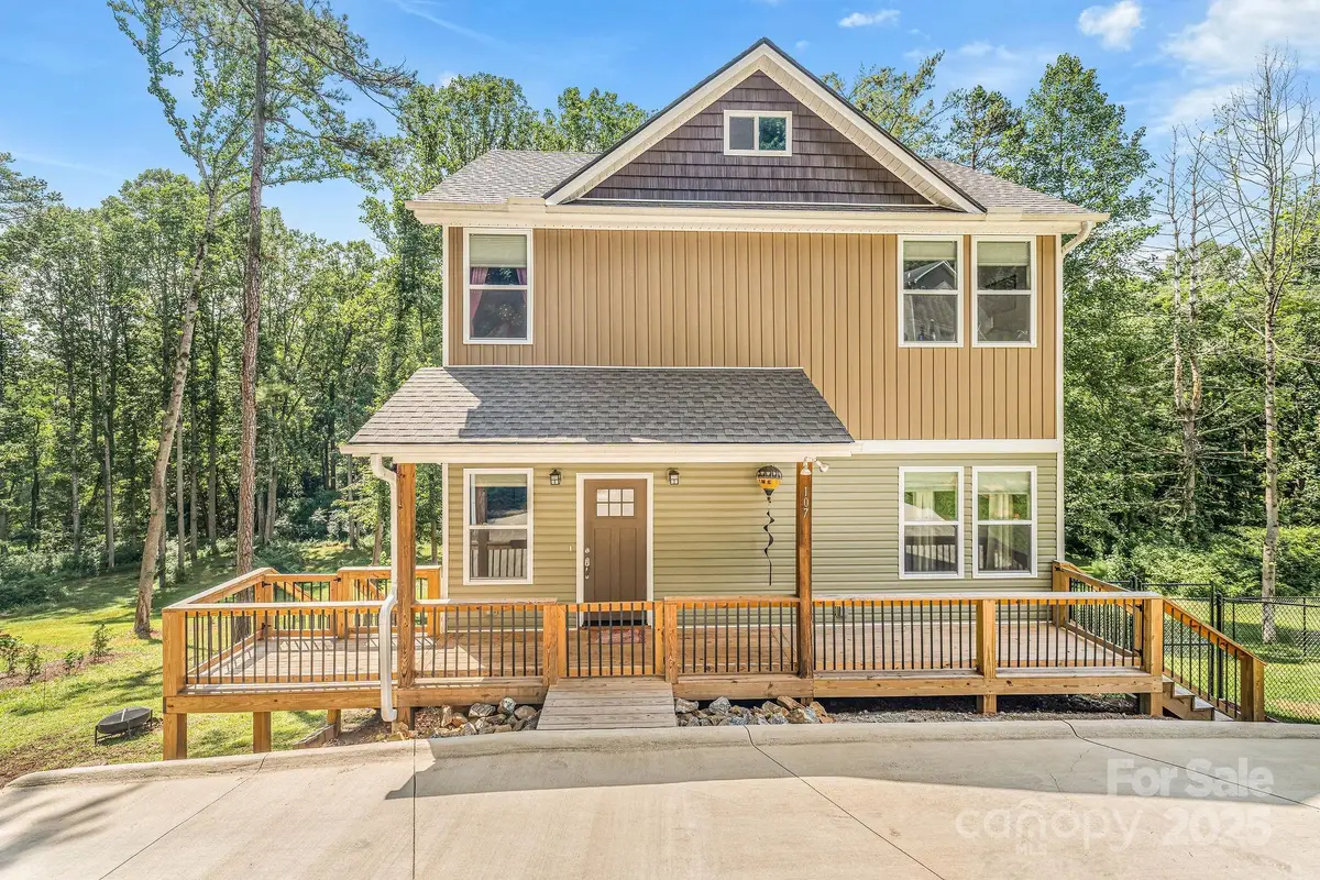 107 Mears Ridge Drive, Asheville, NC 28806 - Image #1
