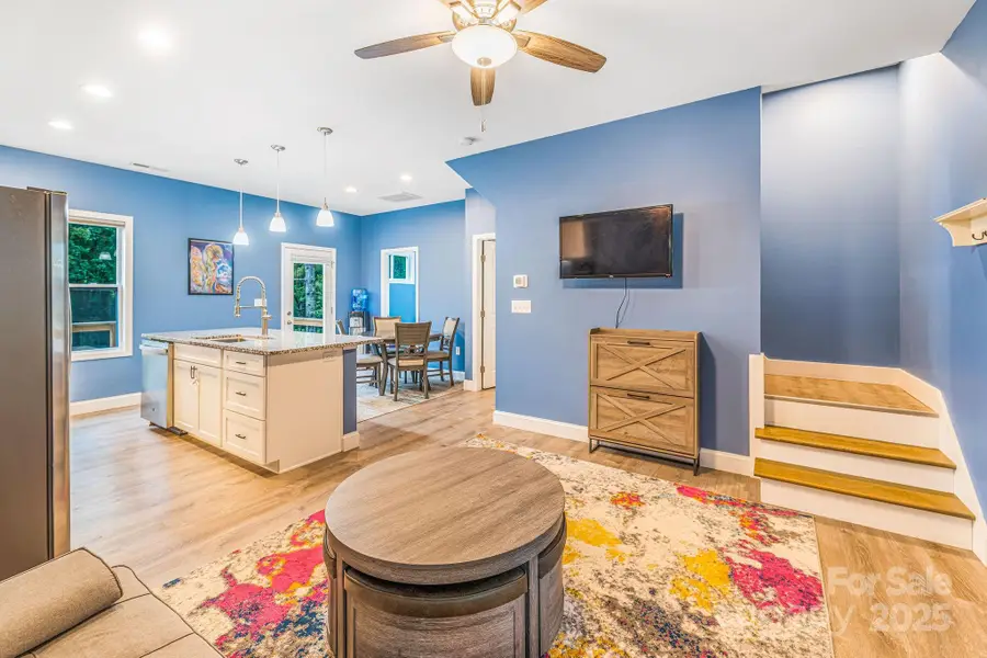 107 Mears Ridge Drive, Asheville, NC 28806 - Image #2