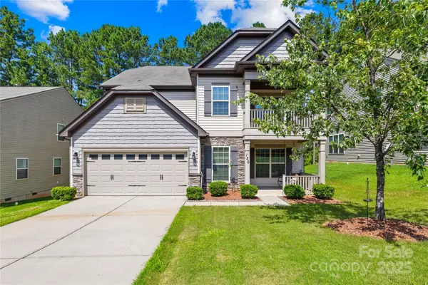 120 Carolinian Drive, Statesville, NC 28677