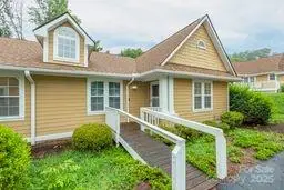 1303 Hyde Park Drive, Asheville, NC 28806
