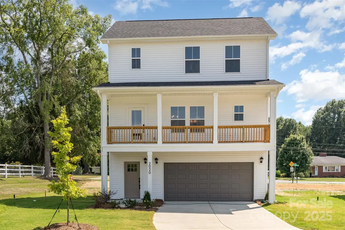 2063 Sadler Woods Lane, Charlotte, NC 28214 - Image #1