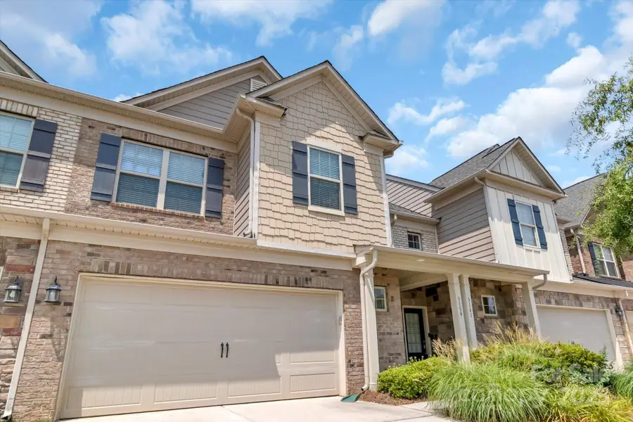 3159 Hartson Pointe Drive, Fort Mill, SC 29707 - Image #2