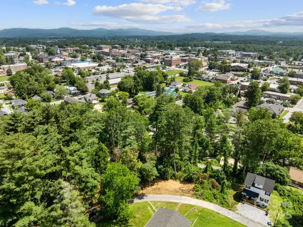 0 Summit Circle #17, Hendersonville, NC 28792