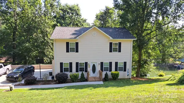 729 Victoria Lane, Hickory, NC 28601