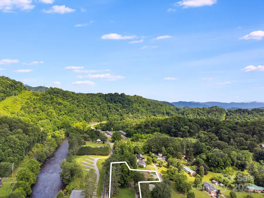 29 Winterberry Drive, Cullowhee, NC 28723 - Image #2