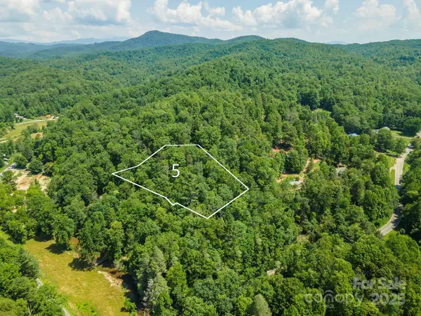 5 Roy Lane, Black Mountain, NC 28711