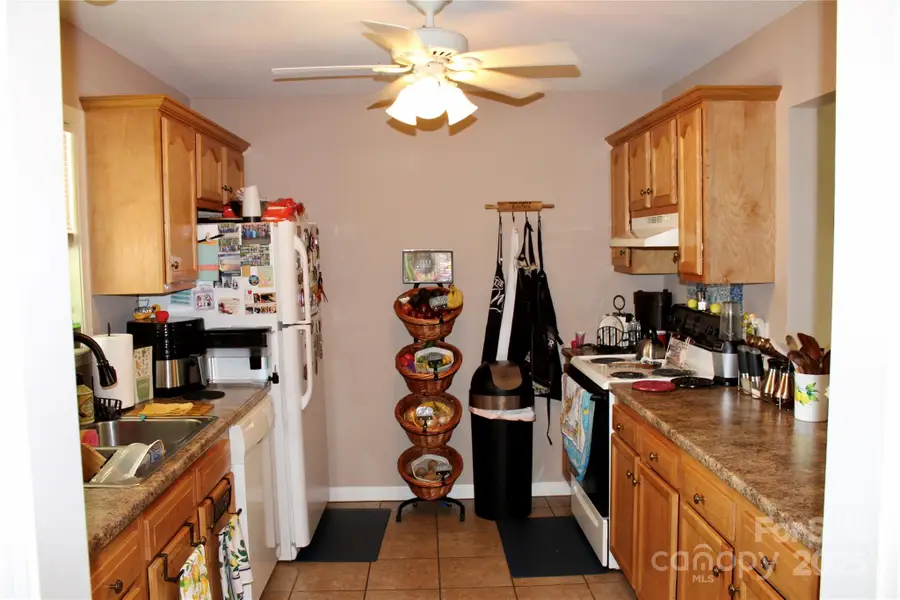 34 Duncan Road, Flat Rock, NC 28731 - Image #2