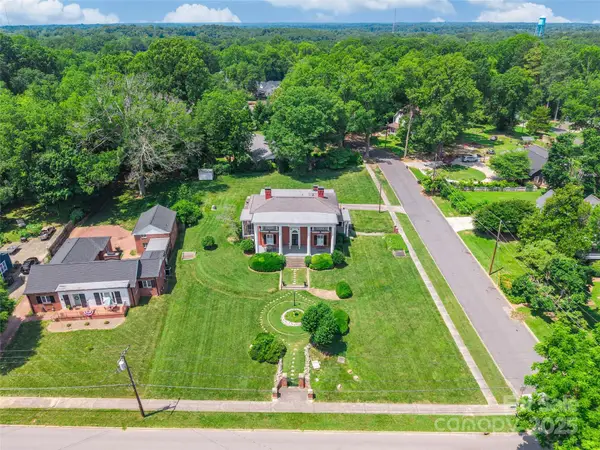 15 Kings Mountain Street, York, SC 29745